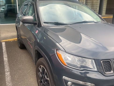 Used 2018 Jeep Compass Trailhawk w/ Navigation Group image 8