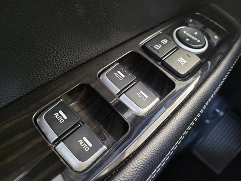 Used 2019 Kia Sorento AWD w/ LX Convenience Package image 27