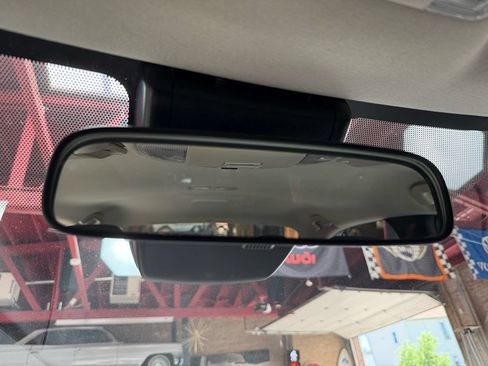 Used 2022 Toyota Corolla LE FWD image 22