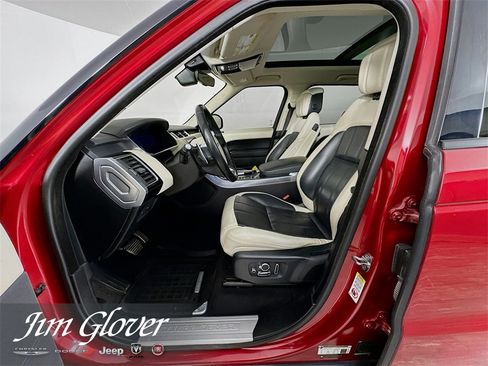 Used 2019 Land Rover Range Rover Sport HSE Dynamic image 25