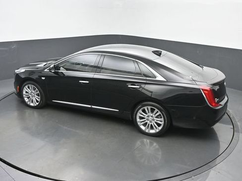 Used 2018 Cadillac XTS Luxury FWD image 39