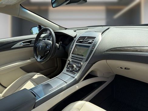Used 2019 Lincoln MKZ Reserve w/ Reserve Plus Package AWD/4WD image 14