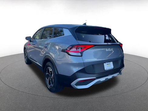 Used 2025 Kia Sportage LX image 11