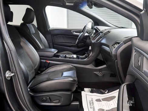 Used 2020 Ford Edge ST w/ Equipment Group 401A AWD/4WD image 17
