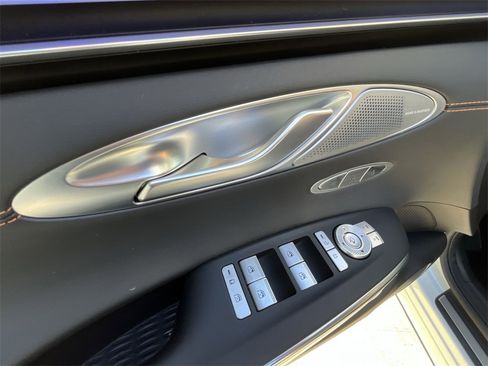 Used 2026 Genesis GV70 3.5T Sport Advanced image 15