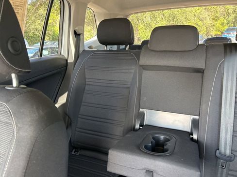 Used 2024 Volkswagen Tiguan S image 12