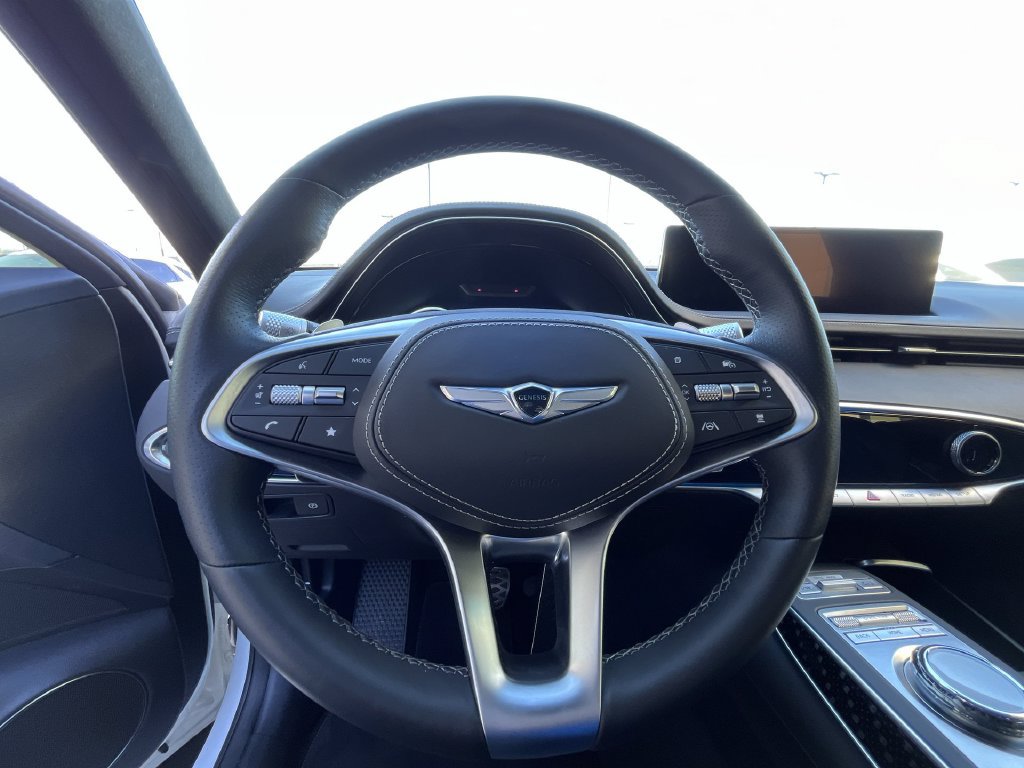 Used 2025 Genesis GV70 3.5T Sport w/ Sport Prestige Package AWD/4WD image 11