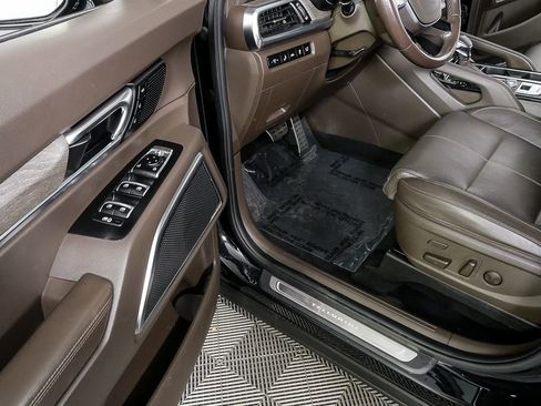 Used 2022 Kia Telluride SX w/ Nightfall Edition Package image 8