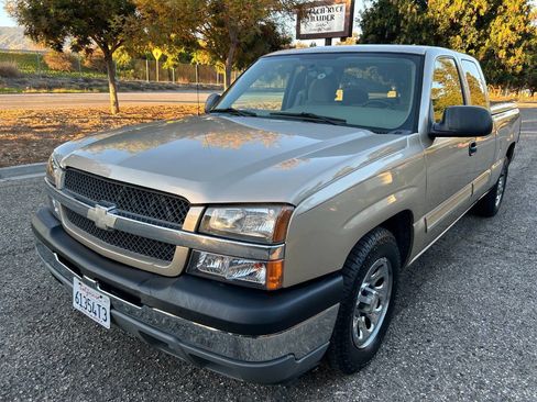 Used 2005 Chevrolet Silverado 1500 LS w/ Light Duty Power Package image 2