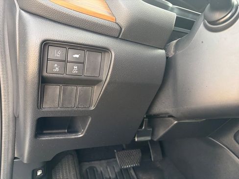 Used 2017 Honda CR-V Touring image 28