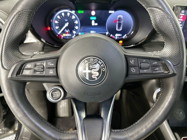 Used 2024 Alfa Romeo Tonale Ti w/ Active Assist Package AWD/4WD image 22