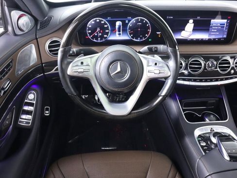 Used 2018 Mercedes-Benz S 560 4MATIC Sedan image 34