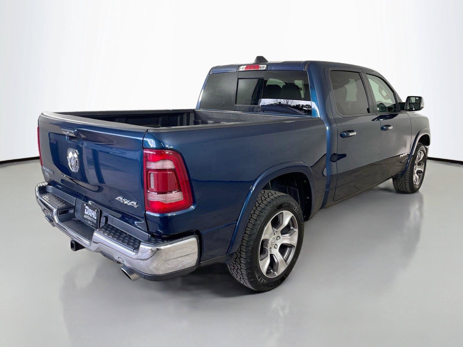 Used 2021 RAM 1500 Laramie AWD/4WD image 7