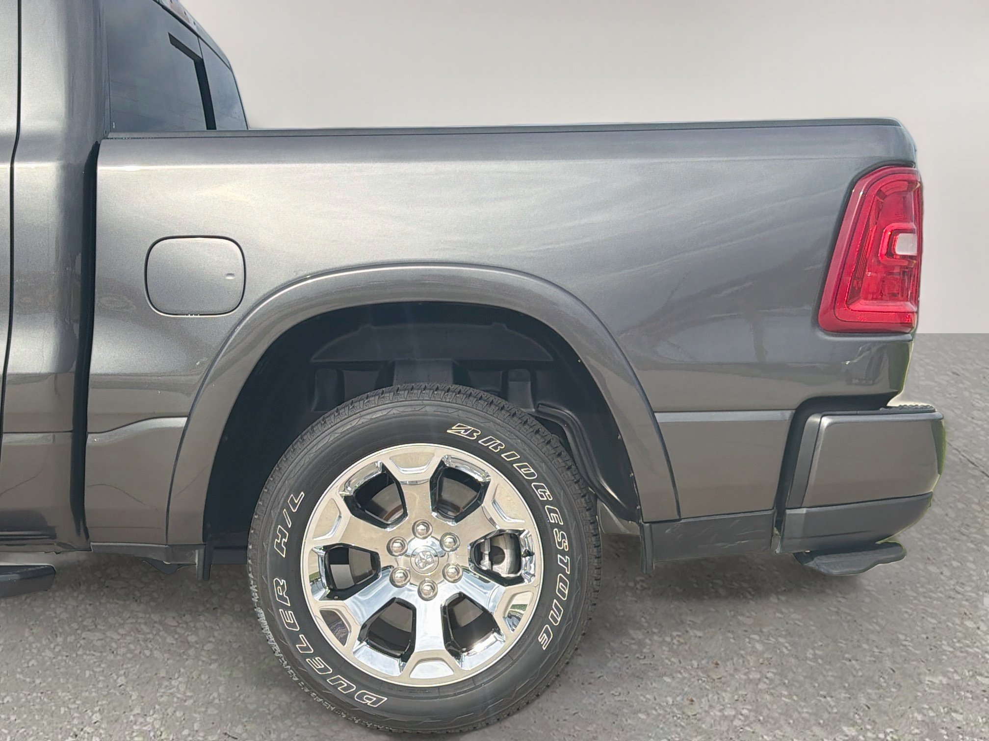 Used 2025 RAM 1500 Big Horn AWD/4WD image 5