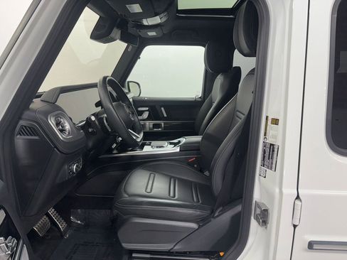 Used 2025 Mercedes-Benz G 550 w/ Exclusive Interior Package image 8