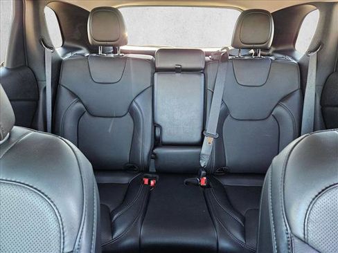 Used 2021 Jeep Cherokee Latitude Lux image 16