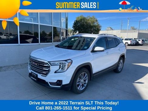 Used 2022 GMC Terrain SLT w/ Tech Package AWD/4WD image 1
