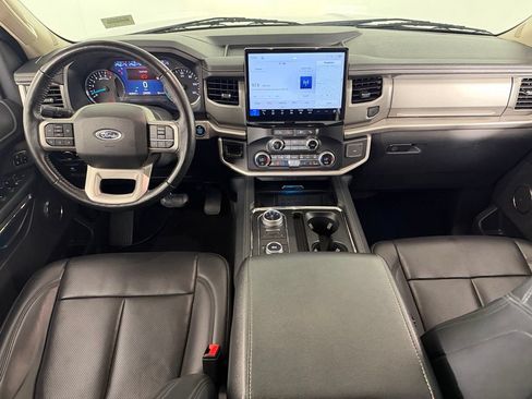 Used 2024 Ford Expedition XLT AWD/4WD image 13