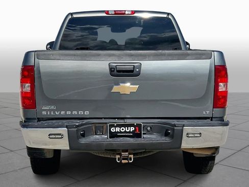 Used 2011 Chevrolet Silverado 1500 LT w/ All-Star Edition AWD/4WD image 4