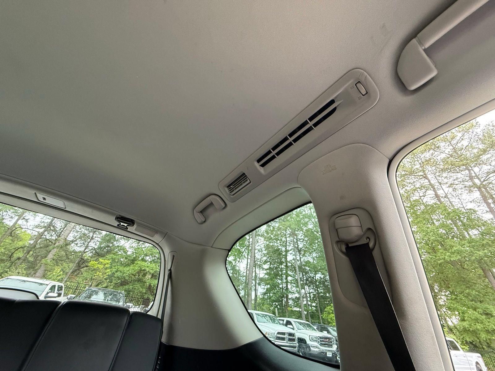 Used 2018 Nissan Armada SL w/ Premium Package RWD image 43