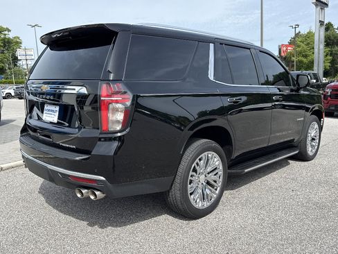 Used 2024 Chevrolet Tahoe Premier w/ Advanced Technology Package RWD image 3
