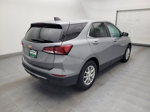 Used 2024 Chevrolet Equinox LT FWD image 9