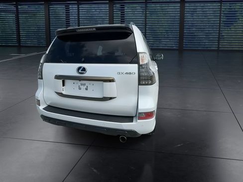 Certified 2023 Lexus GX 460 w/ Black Line Special Edition AWD/4WD image 7
