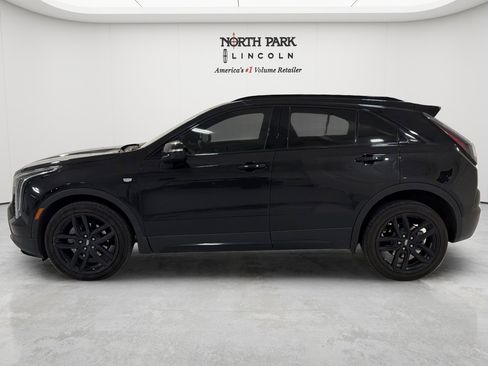 Used 2023 Cadillac XT4 Sport FWD image 2