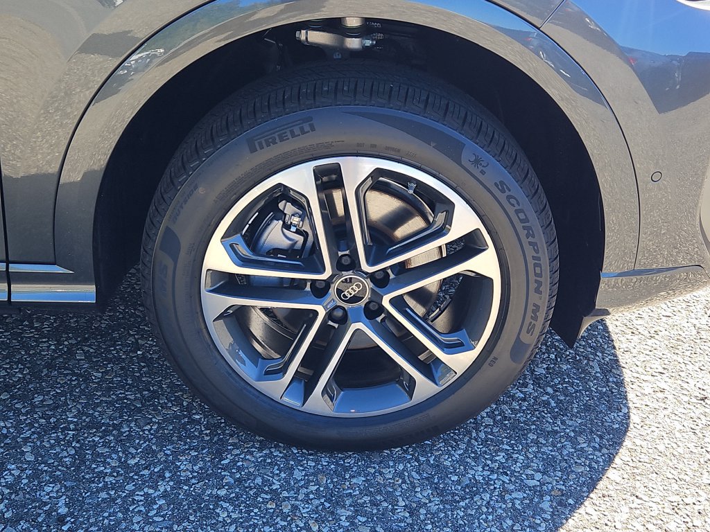 New 2026 Audi Q5 Premium Plus AWD/4WD image 4