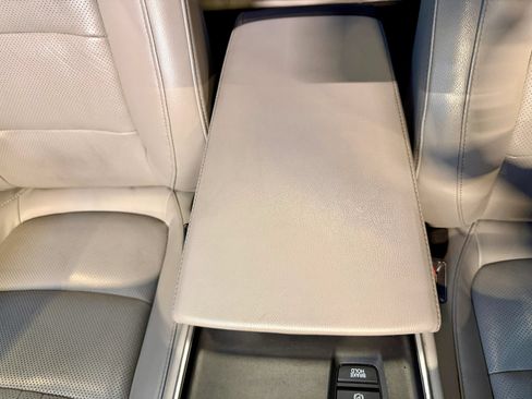 Used 2018 Honda Accord Touring image 24