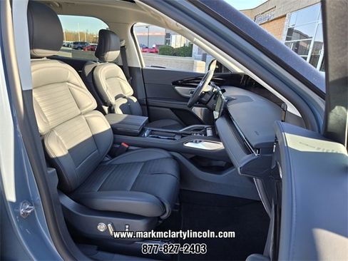 New 2026 Lincoln Nautilus Reserve image 12