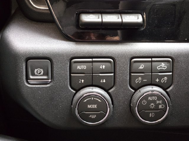 New 2026 Chevrolet Silverado 2500 LTZ w/ LTZ Plus Package AWD/4WD image 20