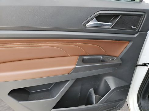 Used 2023 Volkswagen Atlas SEL Premium image 24