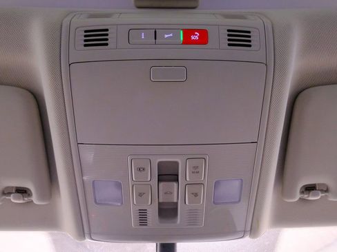 Used 2021 Volkswagen Jetta SE image 24