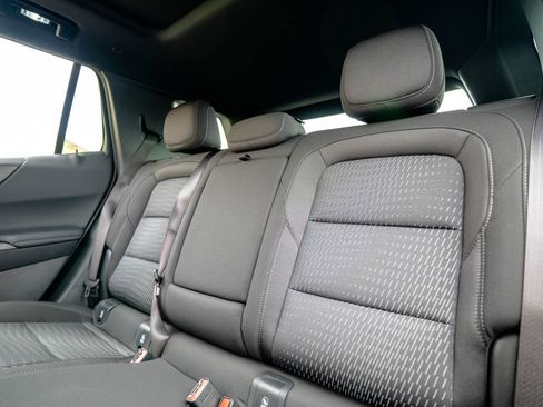 New 2026 Chevrolet Equinox LT w/ Midnight Edition FWD image 31