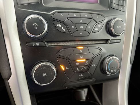 Used 2013 Ford Fusion SE FWD image 15