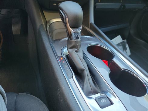 Used 2022 Chevrolet Malibu LT image 27