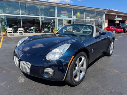 Used 2008 Pontiac Solstice Convertible w/ Preferred Package