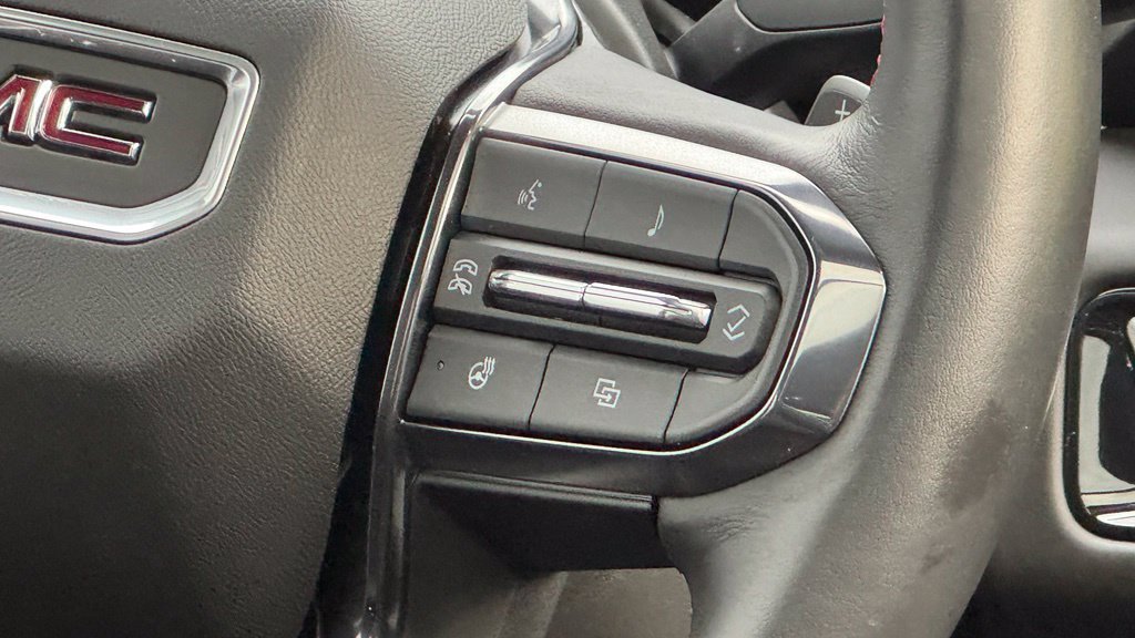 Used 2025 GMC Yukon XL AT4 Ultimate w/ LPO, Floor Liner Package AWD/4WD image 21