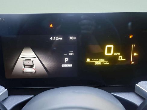 Used 2025 Nissan Kicks SV image 43