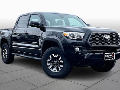 Certified 2021 Toyota Tacoma TRD Off-Road image 2