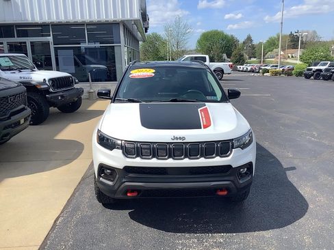 Certified 2022 Jeep Compass Trailhawk w/ Trailhawk Convenience Group AWD/4WD image 2