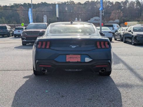 Used 2024 Ford Mustang Premium image 7