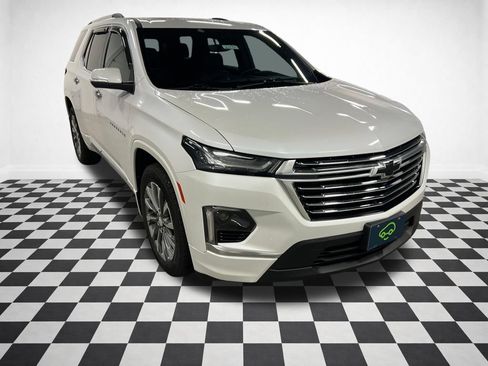 Certified 2022 Chevrolet Traverse Premier w/ LPO, Floor Liner Package AWD/4WD image 1
