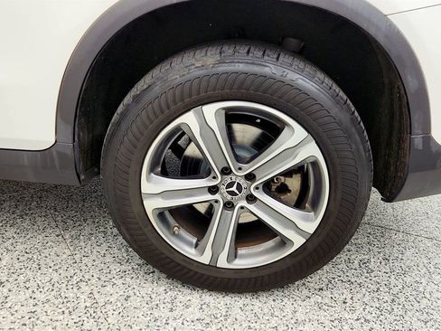 Used 2019 Mercedes-Benz GLC 350e GLC 350e 4MATIC SUV w/ Panoram image 9