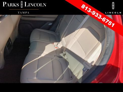 Certified 2022 Lincoln Corsair Standard w/ Equipment Group 101A image 15