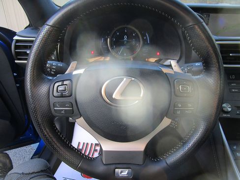 Used 2020 Lexus IS 300 F Sport image 19