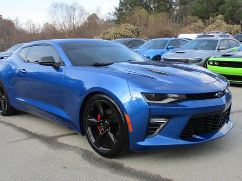 Used 2016 Chevrolet Camaro SS image 4