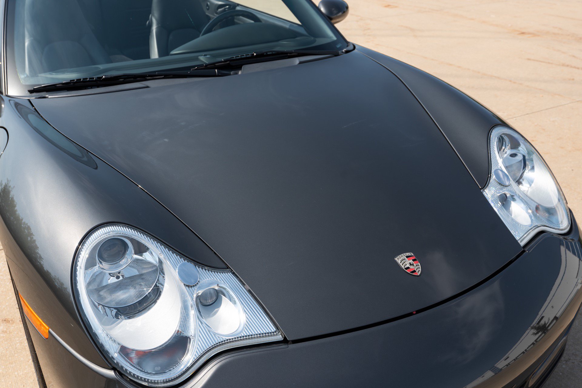 Used 2004 Porsche 911 Carrera 4S AWD/4WD image 36