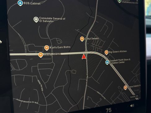 Used 2022 Tesla Model Y Performance image 58